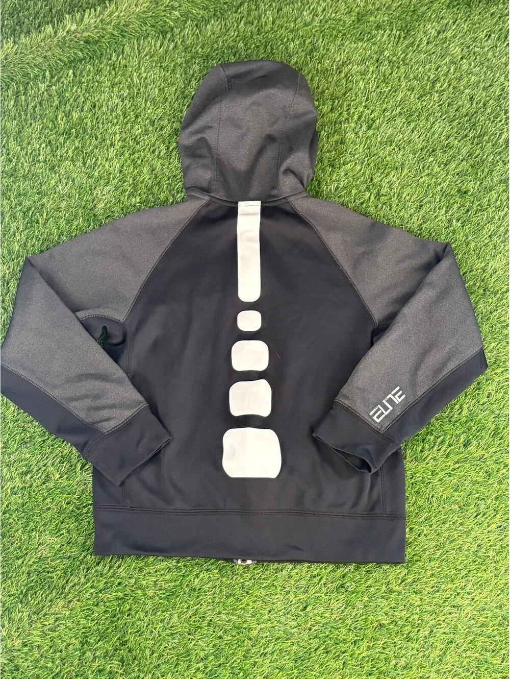 Vintage Nike Therma-Fit Black and Gray Hoodie, Men's L